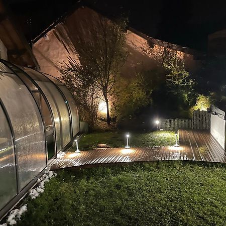 Les Edelweiss Mont-Blanc - Gite Classe 3 Etoiles Passy  Eksteriør billede
